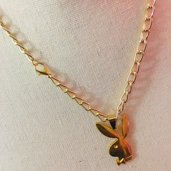 Trendy Retro Style Gold-Plated Playboy Bunny Charm Necklace * FREE S/H * - Picture 6 of 7
